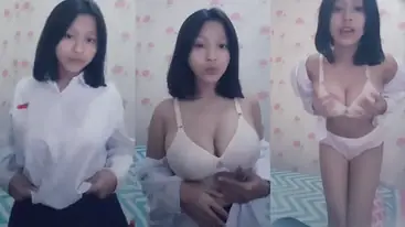 Bokep Indo Rara Nadifa Pakai Seragam SMP poster