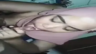 Jilbab Pink Kulum Kontol Gede Rakus, Cara yang Membuat Semua Terdiam poster