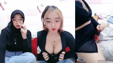 Live Ukhty Tetek Gede Ngangkang Pasrah Dihajar poster