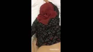 Ngentot Asisten Kantor Seksi Sampe Memek Becek poster