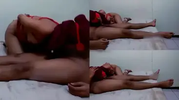 Tante Jilbab BDSM Diikat Pasrah Terima Hukuman Nikmat poster